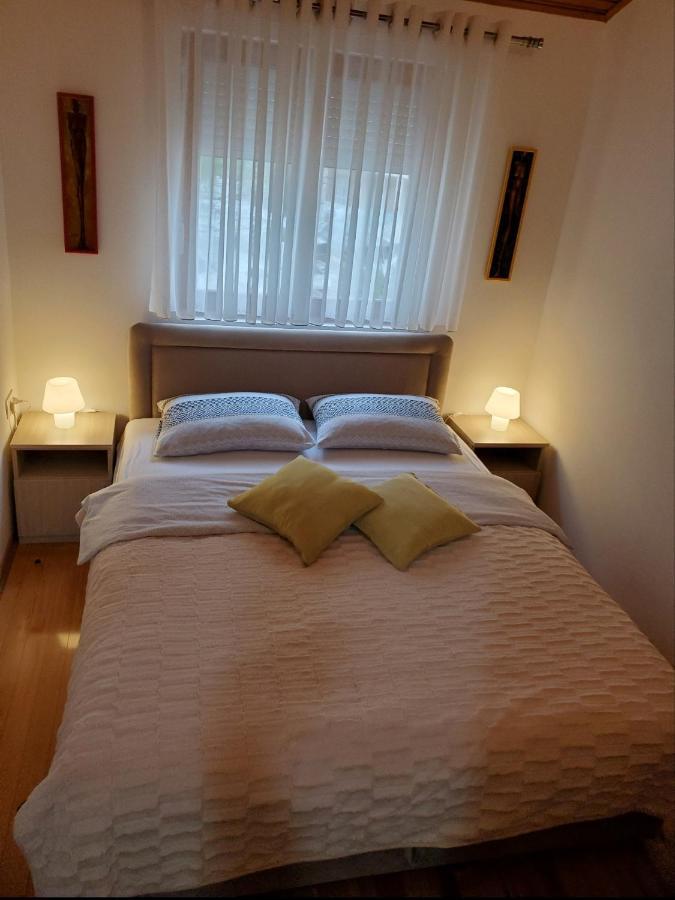 Apartment Maja Budva Bagian luar foto