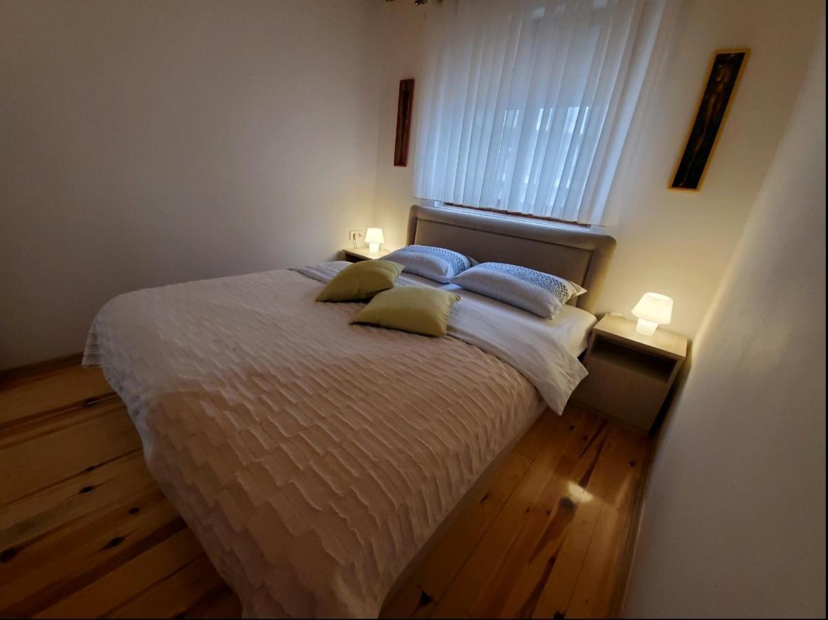 Apartment Maja Budva Bagian luar foto