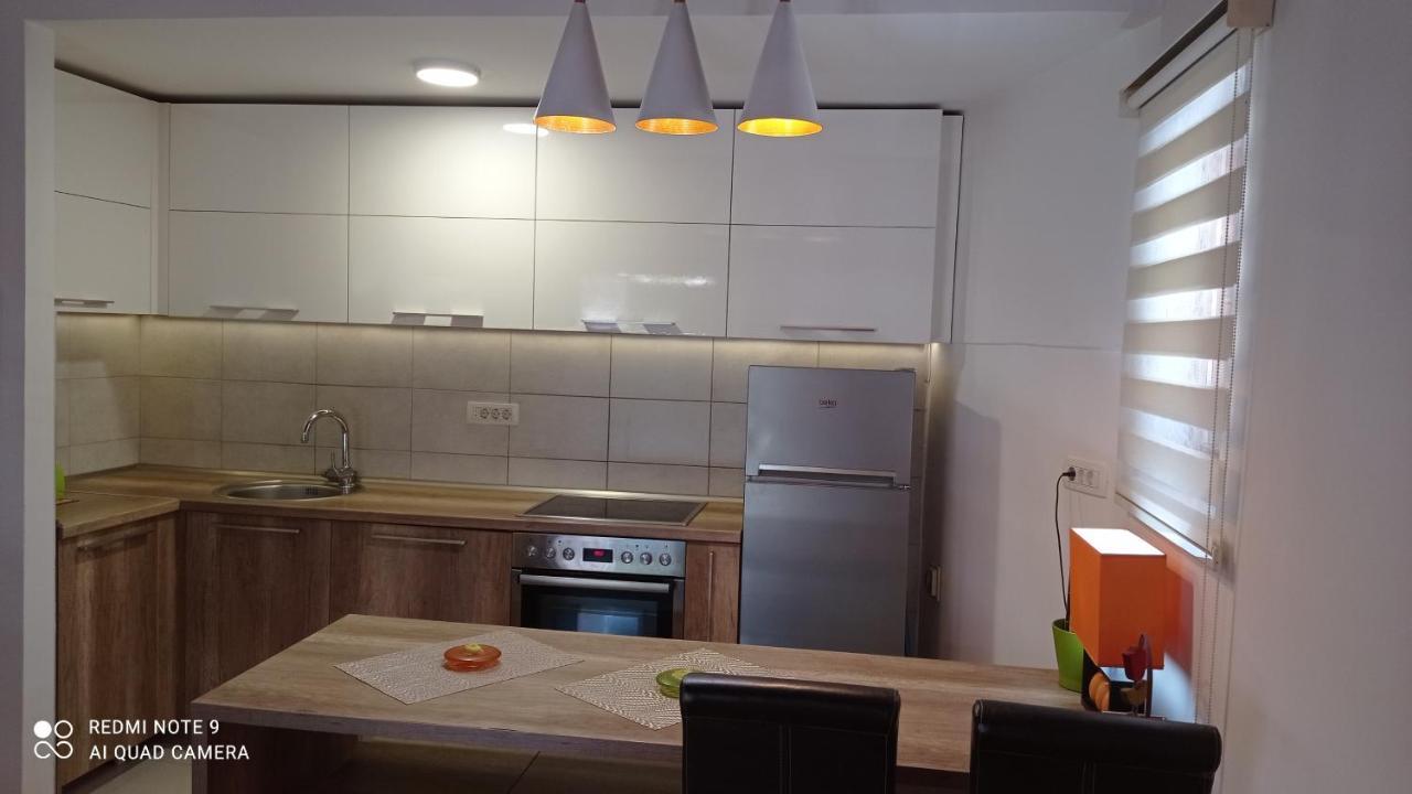 Apartment Maja Budva Bagian luar foto