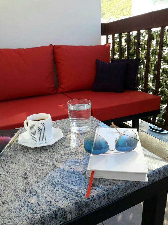 Apartment Maja Budva Bagian luar foto